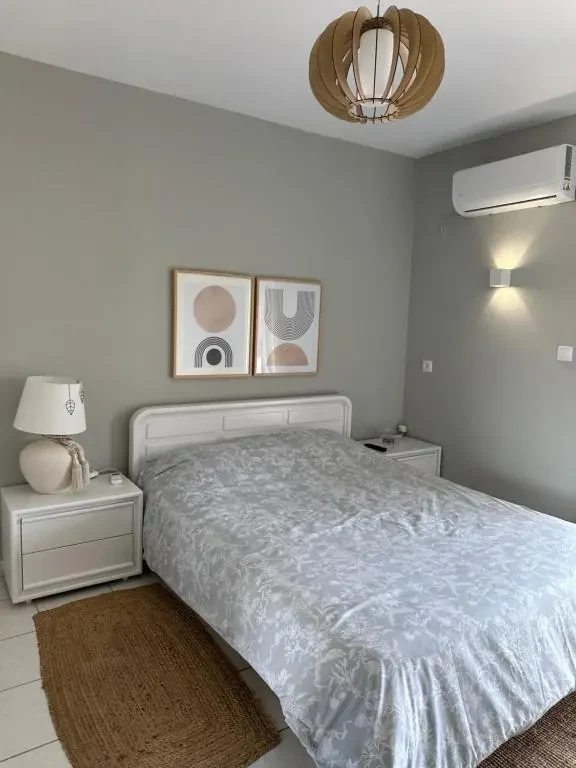 Main bedroom, second angle